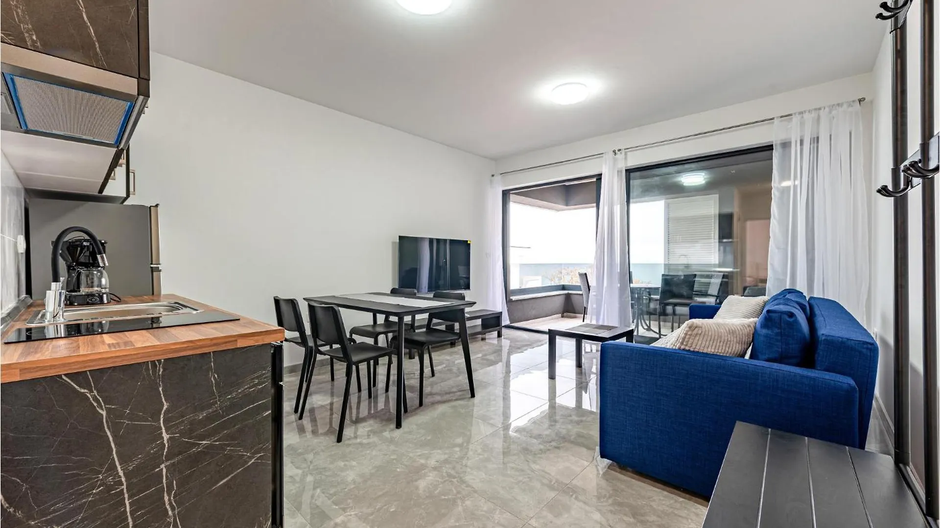 Beautiful Apartment In Vir With Wifi
