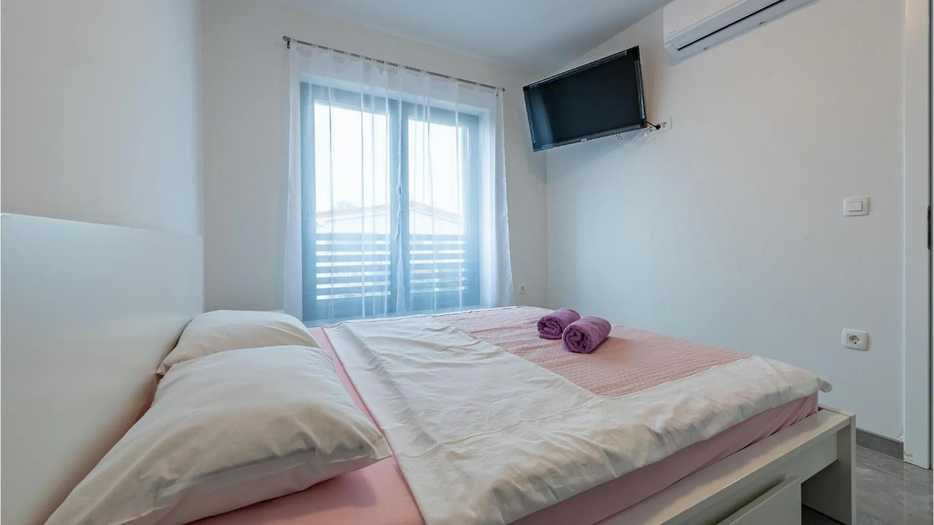 Beautiful Apartment In Vir With Wifi كرواتيا